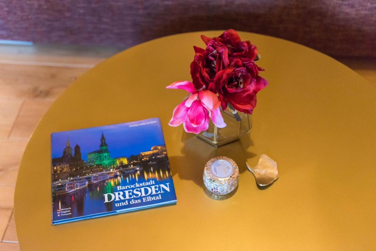 Apartmenthaus Am Dom Junior Suite Mit Parkplatz ツウィッカウ エクステリア 写真