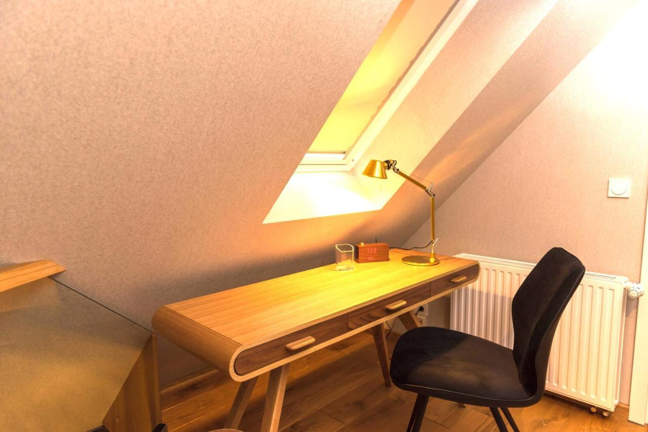 Apartmenthaus Am Dom Junior Suite Mit Parkplatz ツウィッカウ エクステリア 写真
