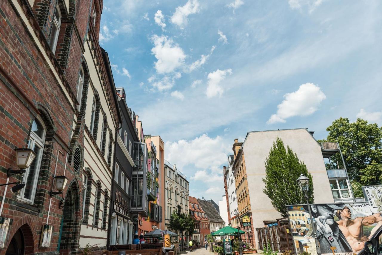 Apartmenthaus Am Dom Junior Suite Mit Parkplatz ツウィッカウ エクステリア 写真